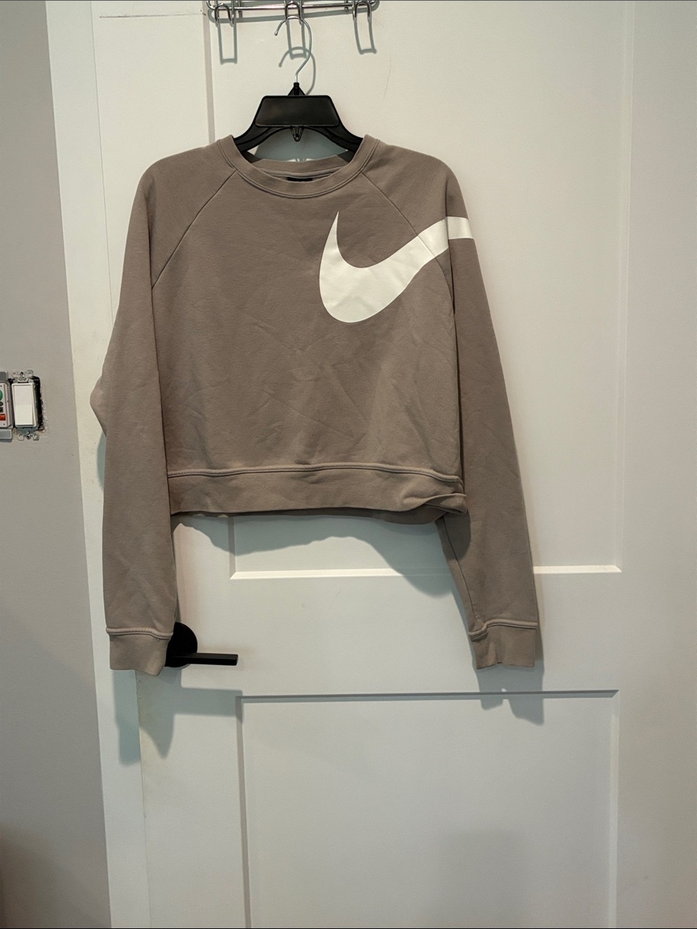 Nike Taupe Cropped Crewneck Sweatshirt with White Swoosh. B31
